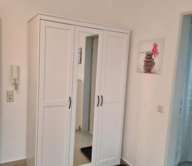 Lochbrucke Apartment | Airport Apartments Valentina