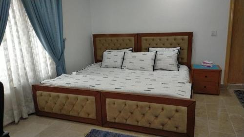 Fatehjang Apartment | Airport Layover Family Lodge