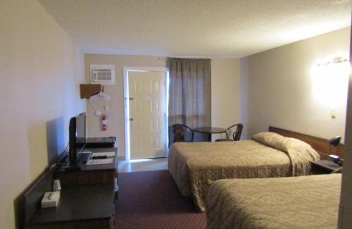 Cold Lake Hotel | Airways Motel