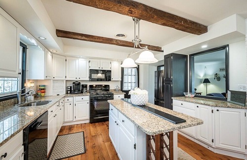 Reisterstown Other | Airy & Spacious Modern Farmhouse