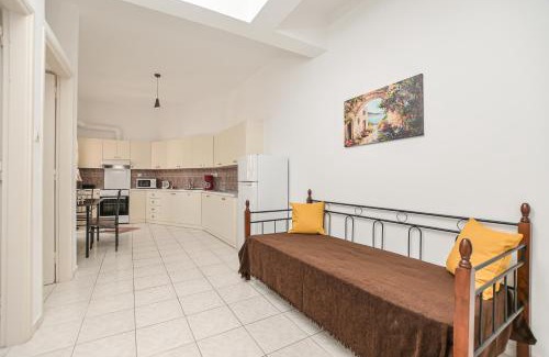 Vivlos House | Akakia Residence