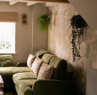 Brough House | Akasha Spa Retreat Cottage