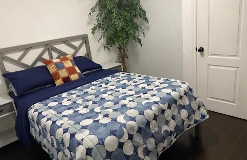 Meadowvale Village Apartment | Akhtar's Residence