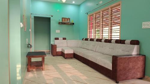 Alur House | Aksha Homestay