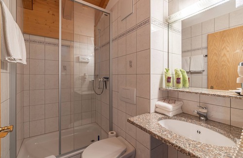 Reckingen Hotel | Aktiv- und Genusshotel Alpenblick