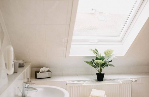 Wachenheim an der Weinstrasse Bed & Breakfast | Altstadt-residenz - Zimmer1
