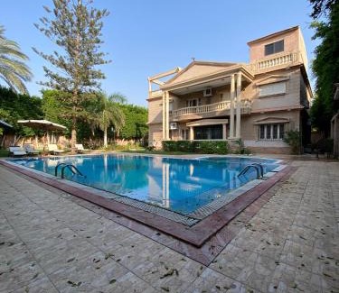 Mobarak City Villa | Al Fardous Luxury Vacation Home