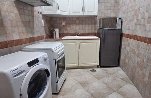 Al Hamra Village Apartment | Al Hamra Village 1Bedroom - Nexus Holiday Home