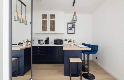 Krowodrza Apartment | Al. Kijowska 5 Cracow | 2-Bedroom Apartment | Home office | Balcony | Parking