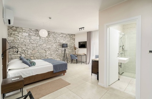 Novigrad Bed & Breakfast | Al Porto Suites