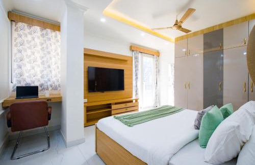 Gurugram Hotel | Alaya Stays Miyabi Suites, Golf Course Road