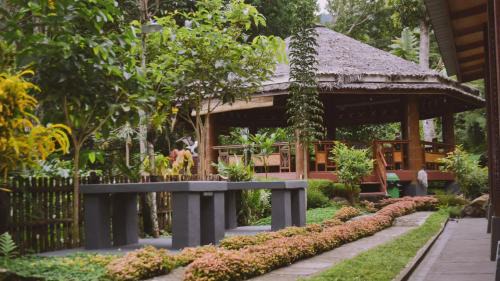 North Toraja Ski Chalet | Albatros Toraja Green Resort