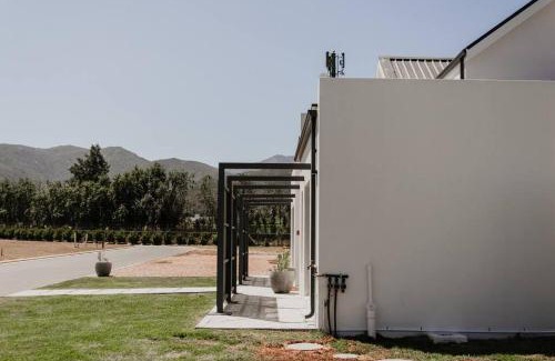 Robertson House | Albatross Lodge - Silwerstrand Golf and River Estate