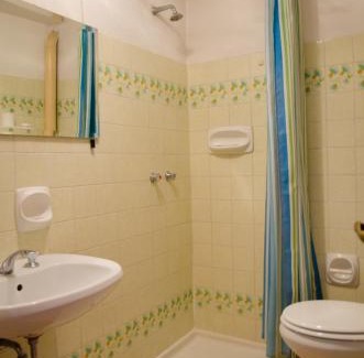 Montereale Valcellina Hotel | Albergo Ristorante Borghese