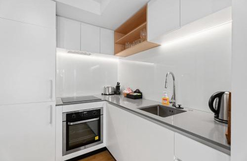 Albert Town Apartment | Albert Abode