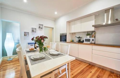Sao Jose Apartment | Alegria Apartments by Realmobility