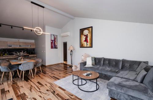 Dupnitsa Villa | Alexandra Family Estate