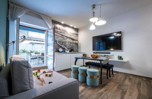 Martinsicuro Apartment | Alga 5-Star Boutique Apartment Steps from the Sea