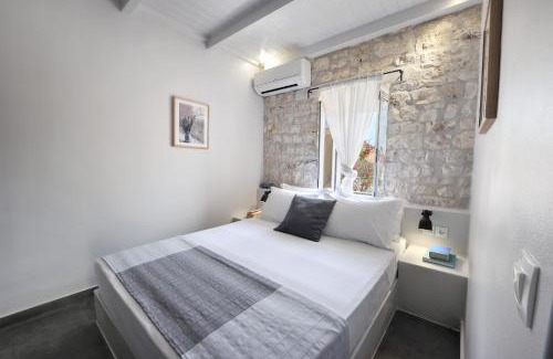 Gaios Apartment | Alia Studios