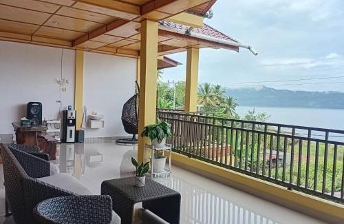 Tuk Tuk Villa | Alice Villa