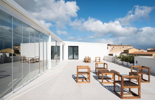 Alcamo Apartment | Alkamuri Posh Hotel Spa 107 Jacuzzi Suite