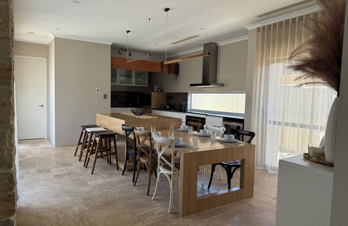 Alkimos House | Alkimos Beach Luxury Home