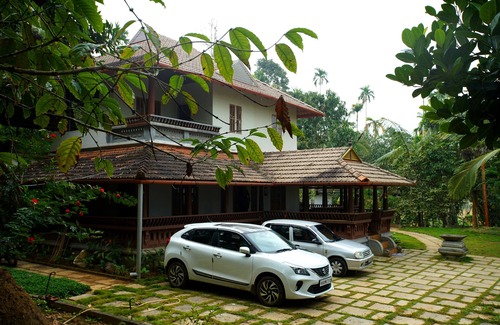 Panamaram Villa | All 3 Family Villas Amidst green