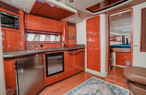 Puerto Aventuras Boat Rental | All-included private charter