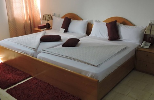 Patang West Hotel | All Seasons Hotel