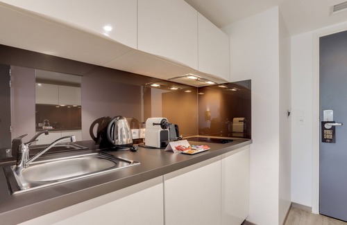 Pessac House | All Suites Appart Hôtel | Bordeaux - Pessac