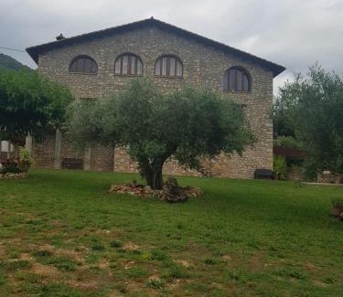 Sales de Llierca House | Allotjatments Can Servosa