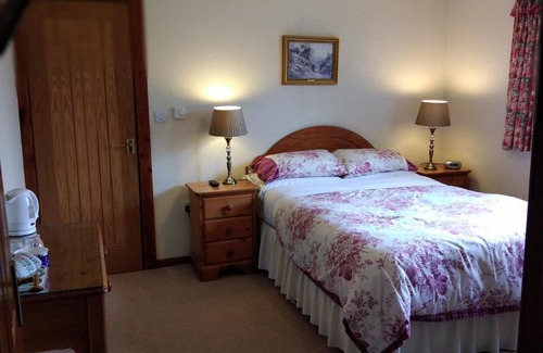 Pont-ar-gothi House | Alltyfyrddin Farm Guest House at The Merlin's Hill Centre