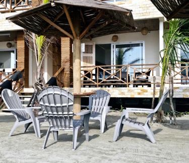 Tolu Apartment | Alma suite, laguna beach