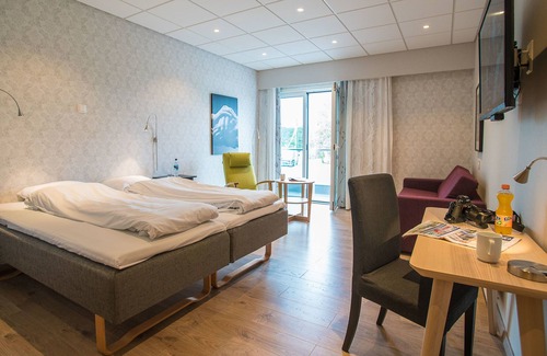 Leirvik Hotel | Almaas Hotell Stord