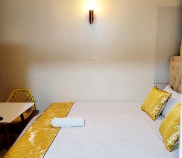Central Business District Hotel | Almasi Air B&B