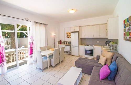Pigianos Kampos Villa | Almirikia Waterfront Villa, Near Amenities, Pool