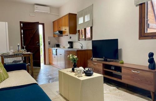 Livadia House | almond home
