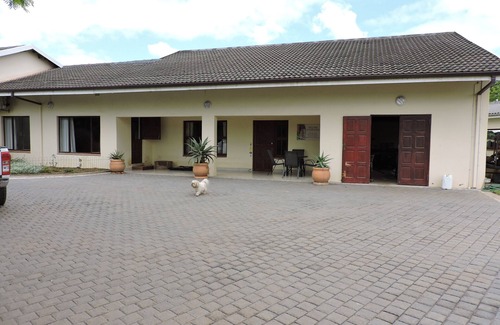 Kwambonambi House | ALOE HOUSE
