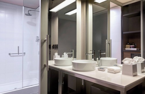Punta Carretas Hotel | Aloft Montevideo Hotel by Marriott