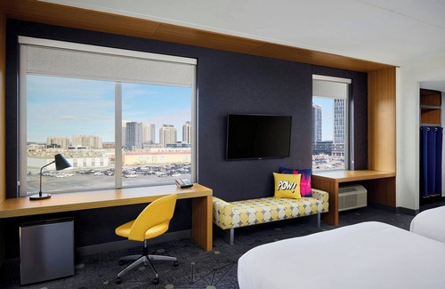 Vaughan Hotel | Aloft Vaughan Mills