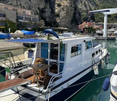 Alassio Boat Rental | Aloha Jak's Boat