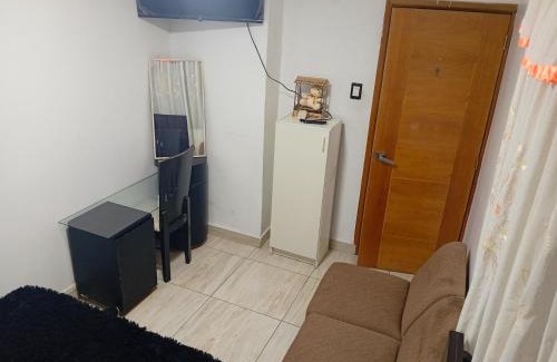 Puerto Inca House | Alojamiento colibrí