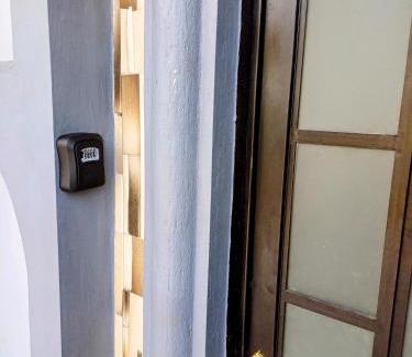 Arandas House | Alojamiento Familiar Varo