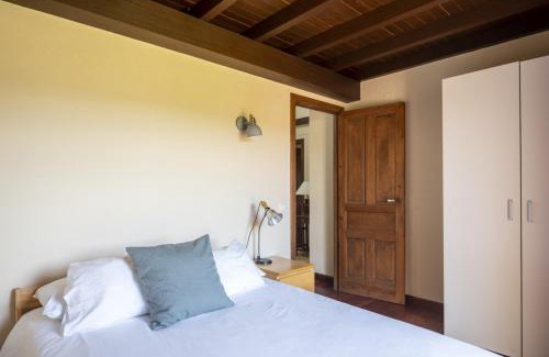 Guemes House | Alojamiento Rural Casa Roble -13802