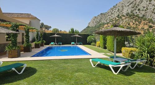 Benaojan House | Alojamiento Rural Casitas Cueva del Gato