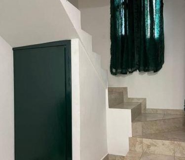 Reynosa House | Alojamientos Reynosa, Casa Esmeralda