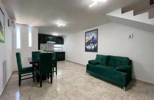 Reynosa House | Alojamientos Reynosa, Casa Esmeralda