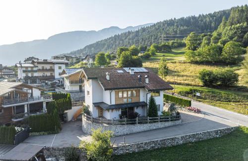 Almazzago Ski Chalet | ALPEDOR Mountain Suites