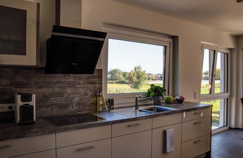 Bodolz Apartment | "Alpenblick 2 - Holiday Apartment" with Mountain View