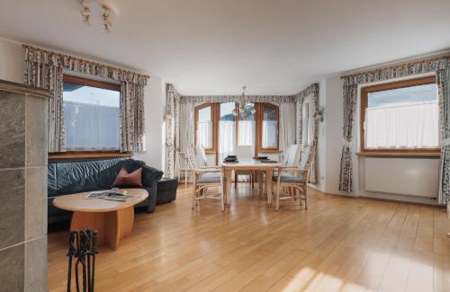 Valdaora di Sopra Apartment | Alpenvilla Large Family Apartment - by Familiaris